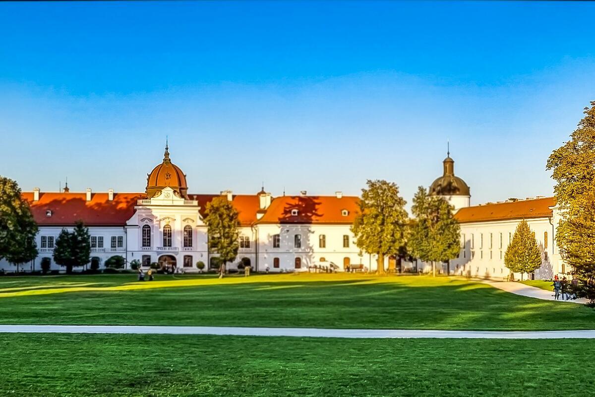 Hatalmas összeg a Gödöllői Királyi Kastély felújítására Hatalmas összeg a Gödöllői Királyi Kastély felújítására